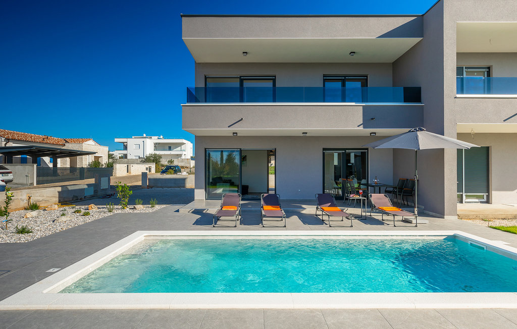 Semesterhus - Pula , Kroatien - CLS646 11