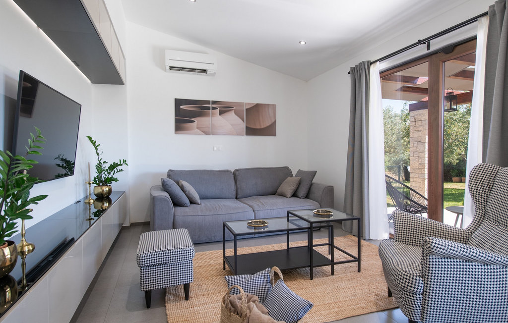 Feriehus - Pula , Kroatia - CLS656 37