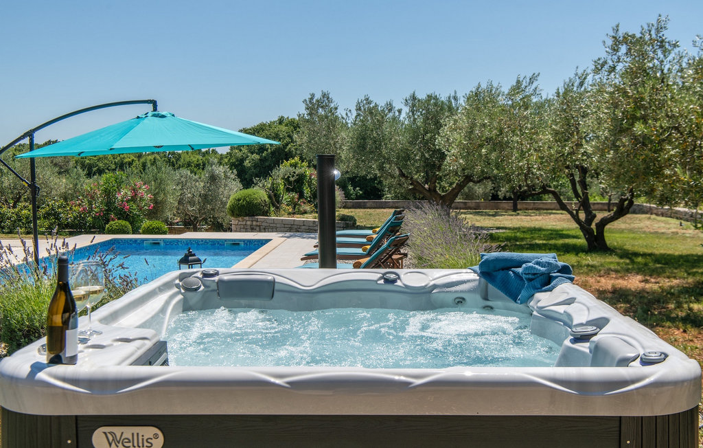 Feriehus - Pula , Kroatia - CLS656 8