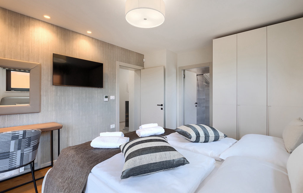 Feriehuse - Pula , Kroatien - CLS666 46