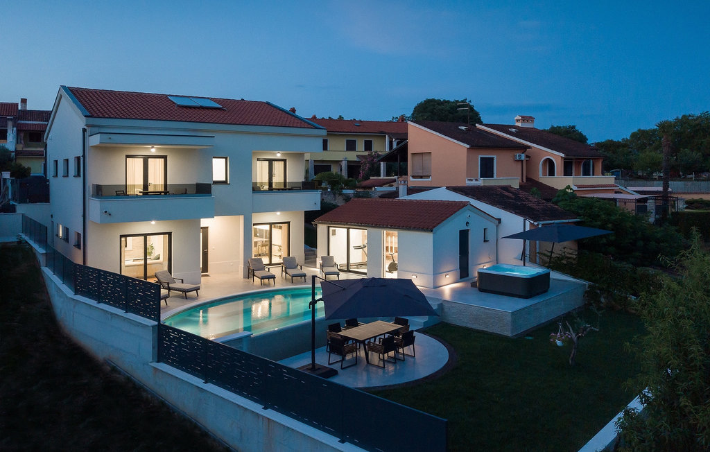 Feriehuse - Pula , Kroatien - CLS666 17