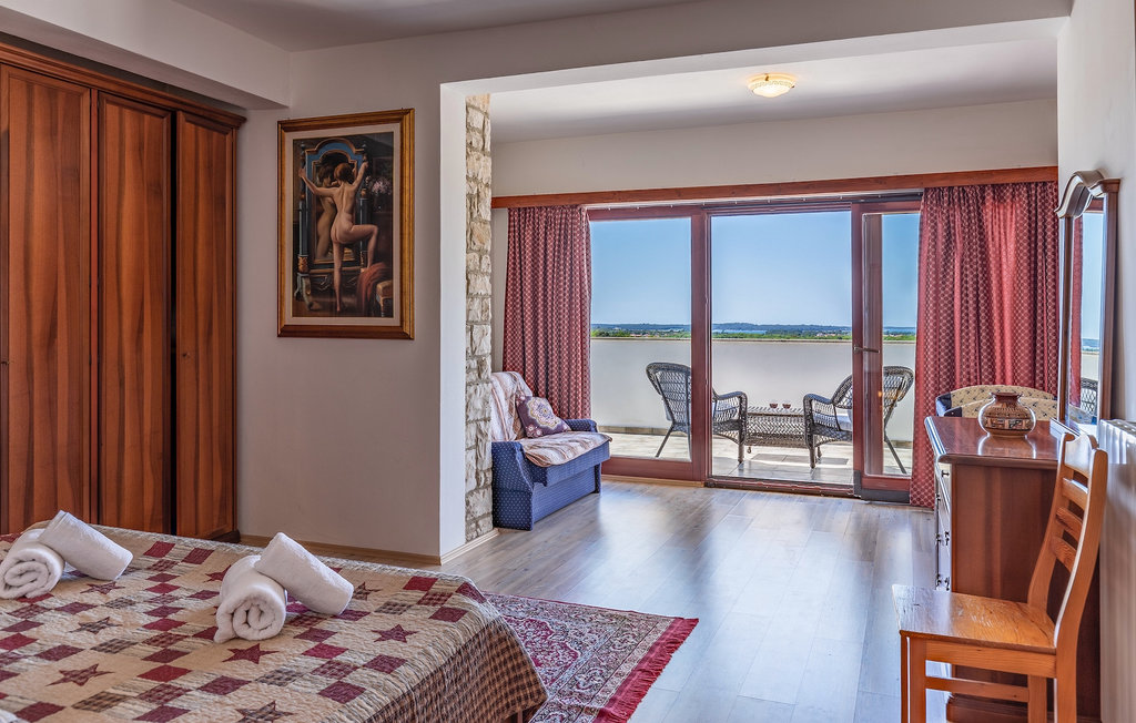 Domy wakacyjne - Pula , Chorwacja - CLS684 45