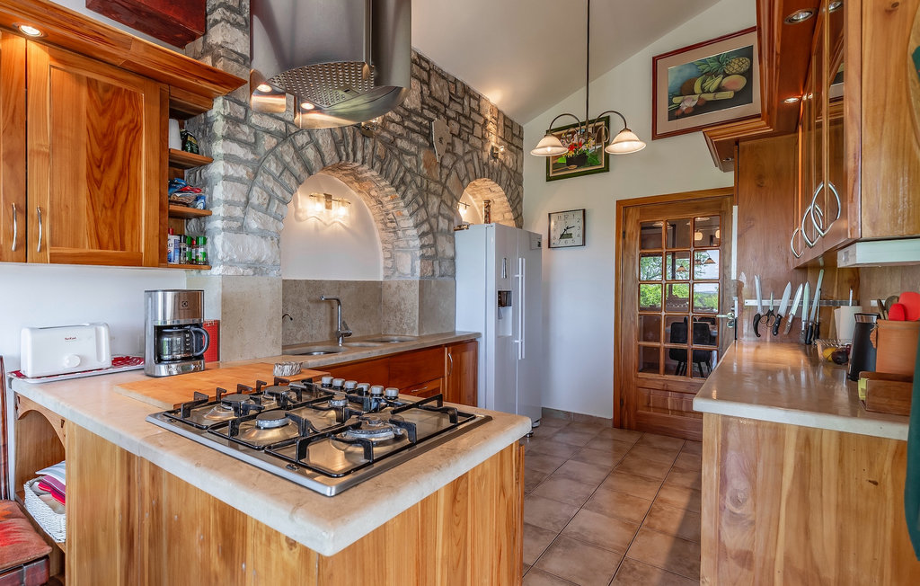 Domy wakacyjne - Pula , Chorwacja - CLS684 34