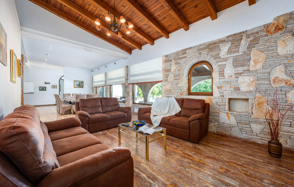 Ferienhaus - Tinjan , Kroatien - CLS310 2