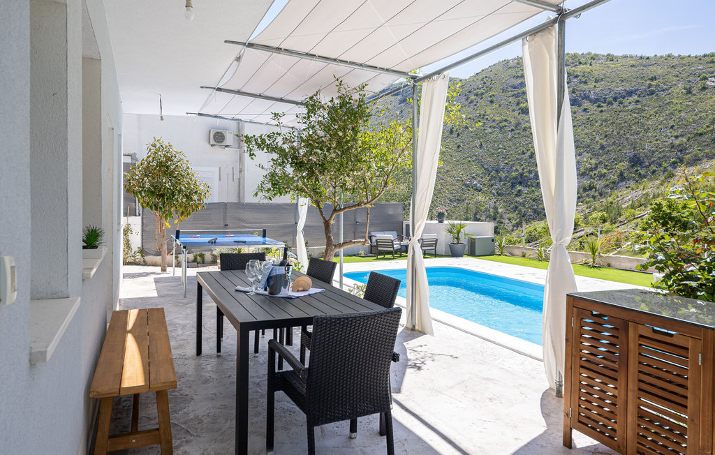 Feriehuse - Split - Zrnovnica , Kroatien - CSC162 2