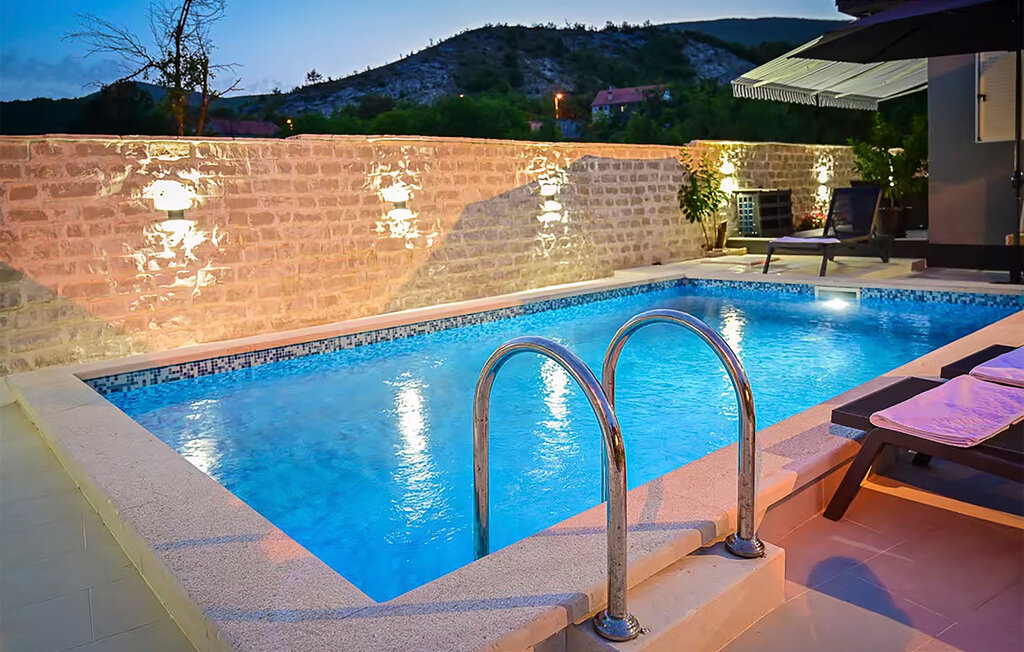 Domy wakacyjne - Split - Sinj , Chorwacja - CSC721 12