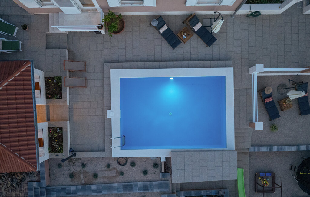 Großes und familienfreundliches Ferienhaus mit Pool und großartiger Panoramaaussicht auf das Meer.

Wenige hundert Meter vom Sandstrand entfernt empfängt Sie dieses charmante Ferienhaus Terracotta,..