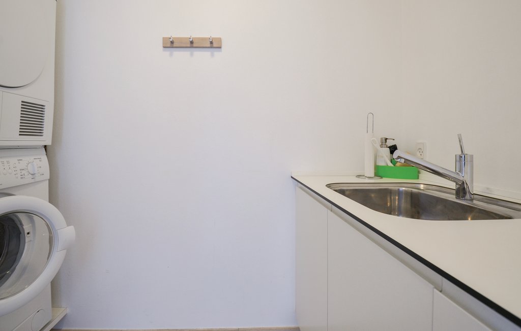 Feriehuse - Øer Strand , Danmark - D04327 12