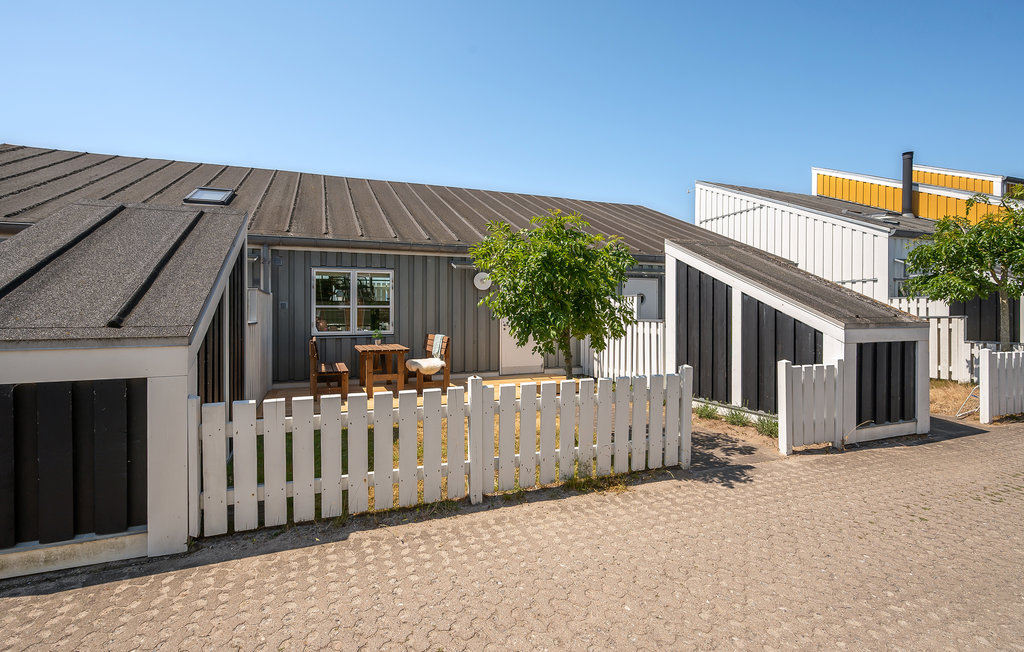 Semesterhus - Øer Strand , Danmark - D04362 10