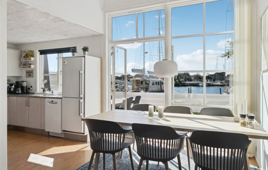 Feriehuse - Øer Strand , Danmark - D04729 6