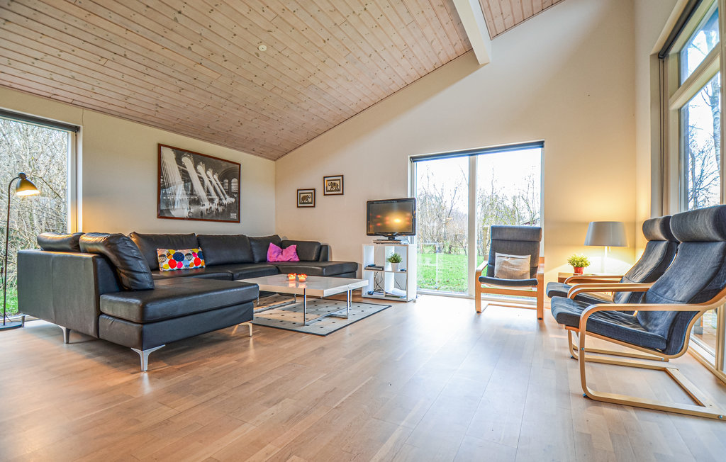 Feriehuse - Øer Strand , Danmark - D04268 2