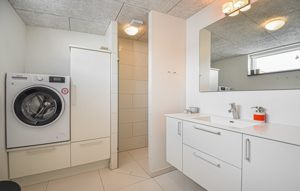 Feriehuse - Øer Strand , Danmark - D04620 23