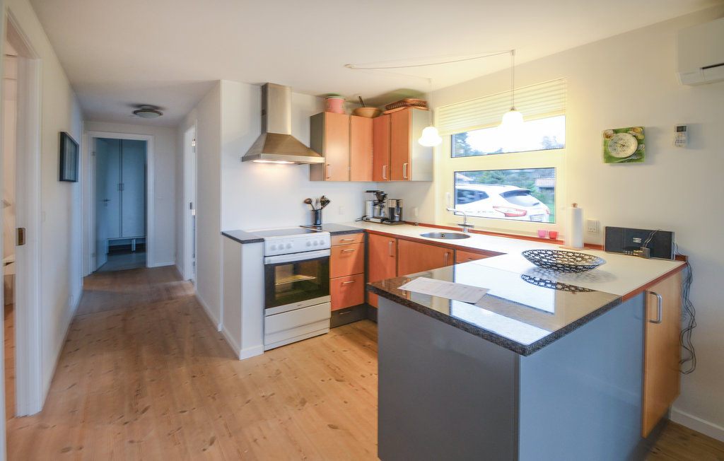 Feriehus - Øer Strand , Danmark - D04203 8