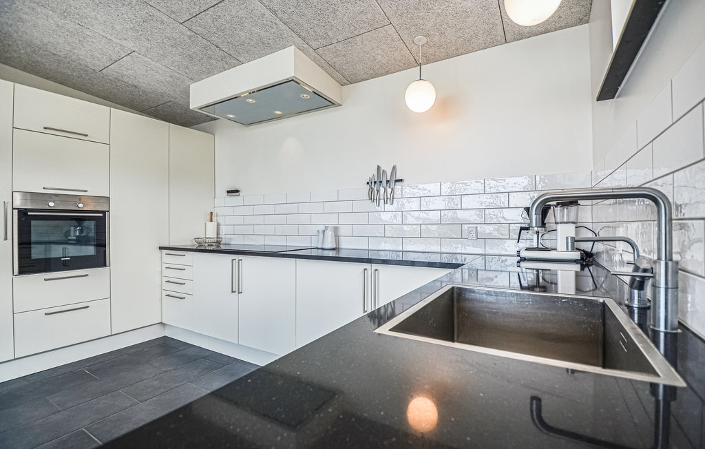 Feriehuse - Øer Strand , Danmark - D04620 18