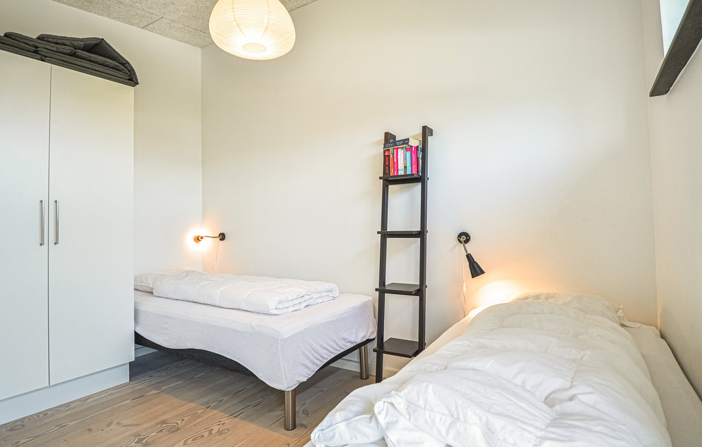 Feriehuse - Øer Strand , Danmark - D04620 22