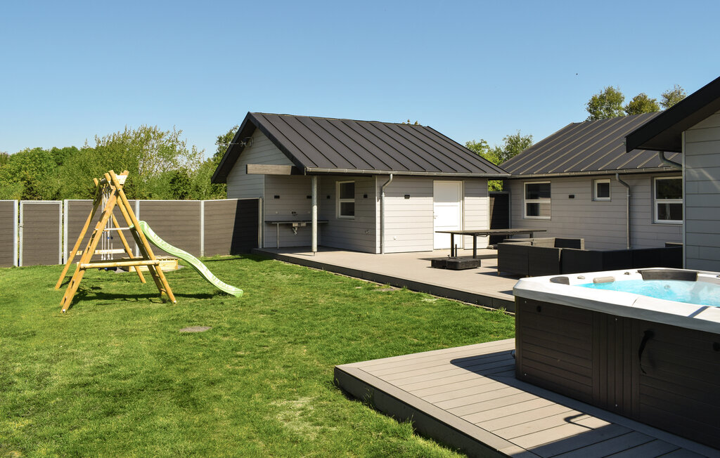 Feriehuse - Øer Strand , Danmark - D04196 8