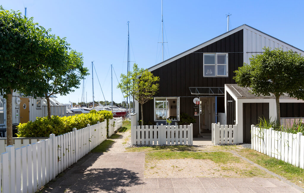 Feriehuse - Øer Strand , Danmark - D04617 10