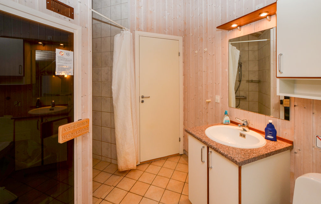 Semesterhus - Mommark Strand , Danmark - D1023 23