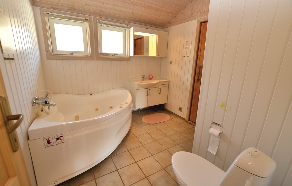 Semesterhus - Mommark Strand , Danmark - D1022 13