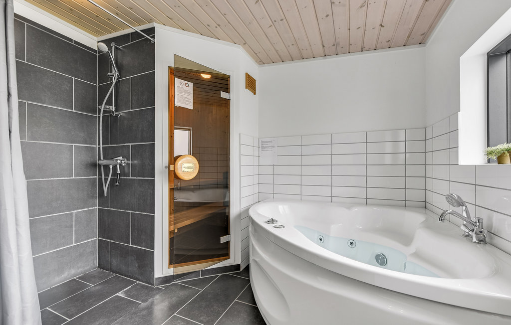 Feriehuse - Skovmose Strand , Danmark - D1188 8