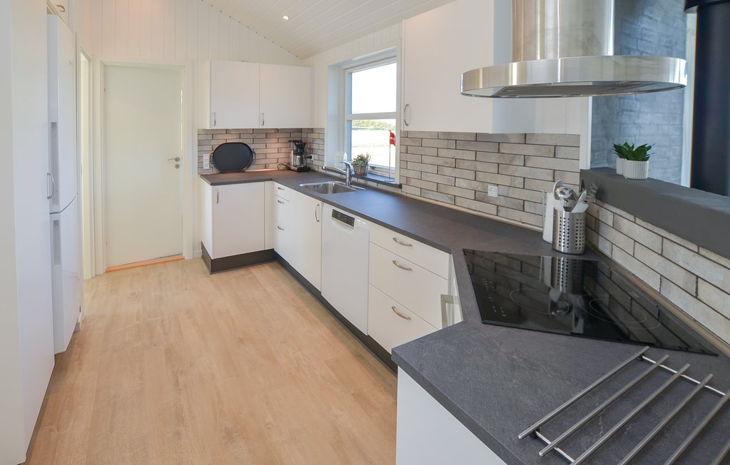 Semesterhus - Lavensby Strand , Danmark - D1332 17