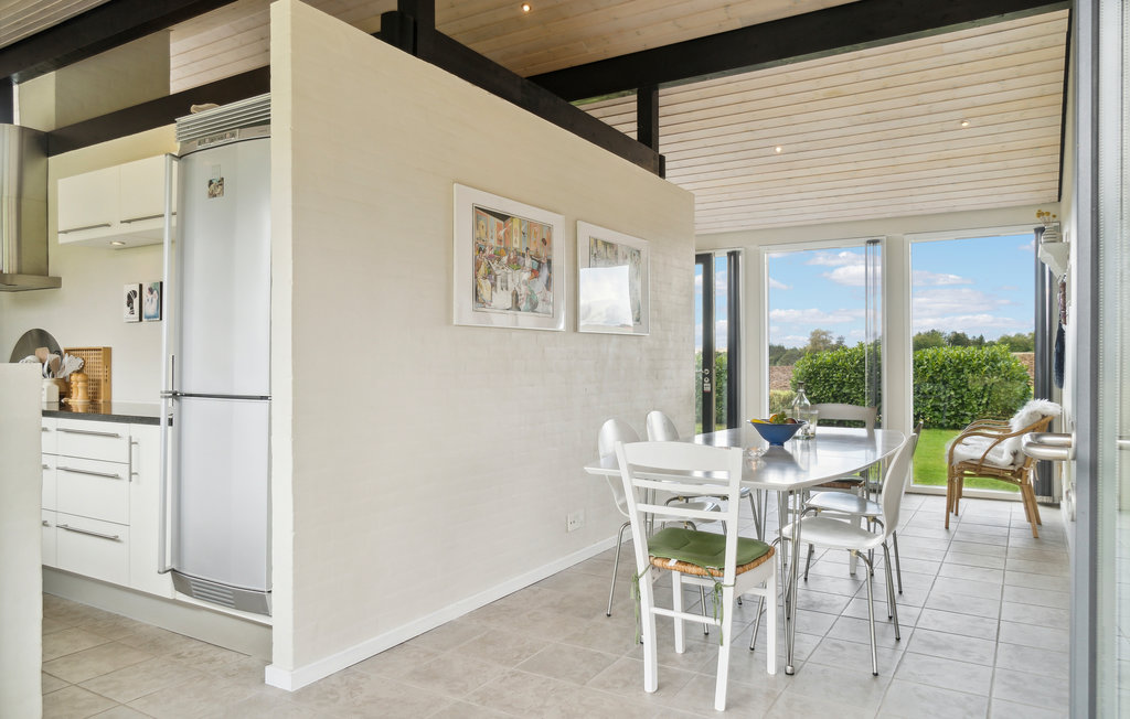 Semesterhus - Begtrup Vig Strand , Danmark - D25024 17