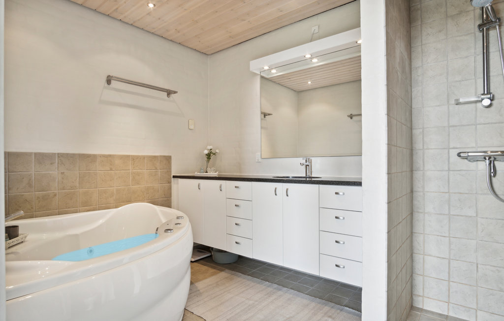 Semesterhus - Begtrup Vig Strand , Danmark - D25024 24