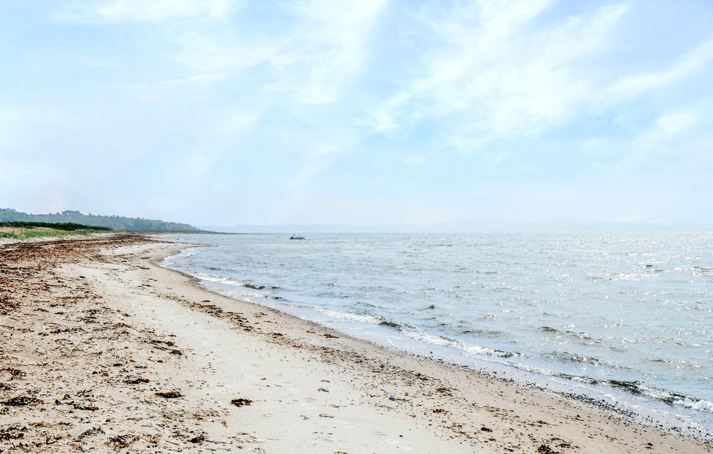 Semesterhus - Begtrup Vig Strand , Danmark - D25024 26