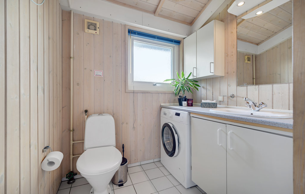 Semesterhus - Pøt Strandby , Danmark - D3020 17