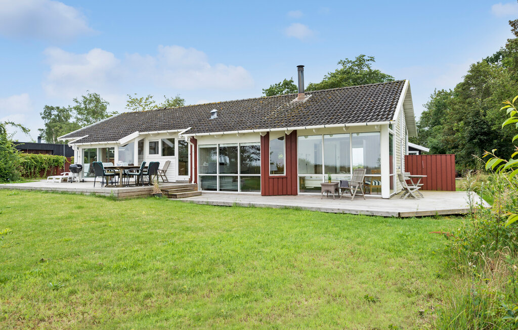 Feriehus - Dyngby Strand , Danmark - D4041 1