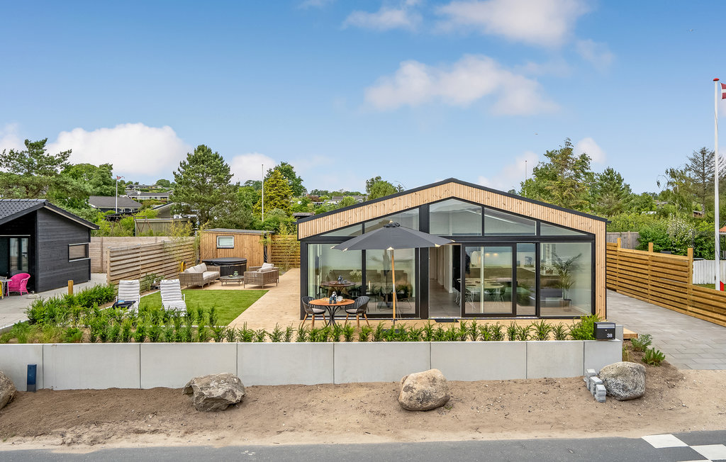 Feriehus - Følle Strand , Danmark - D50038 1