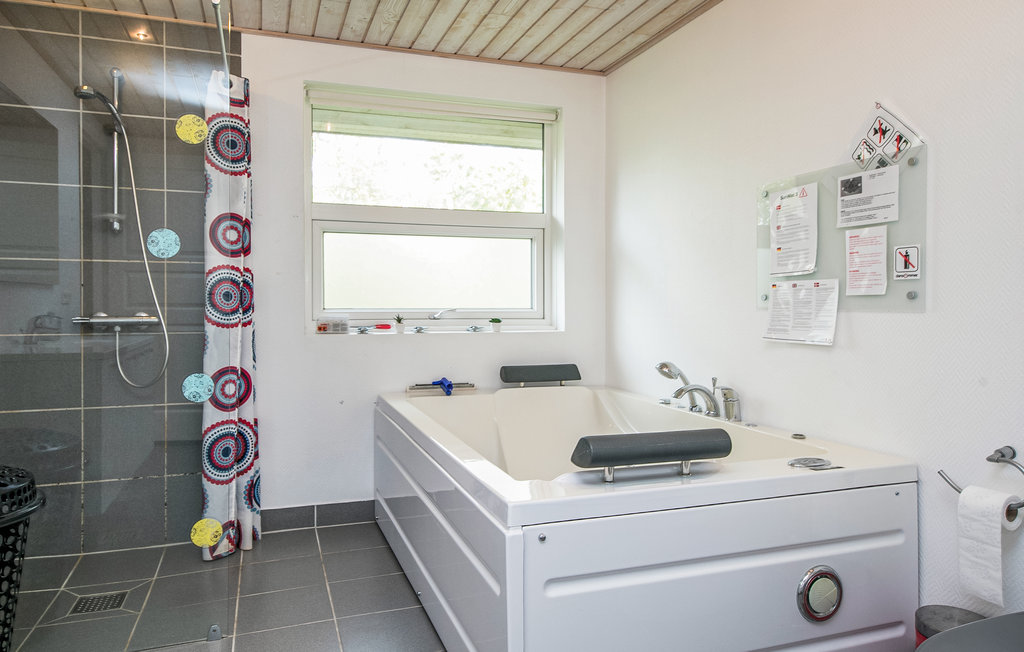 Semesterhus - Helberskov Strand , Danmark - D6069 23