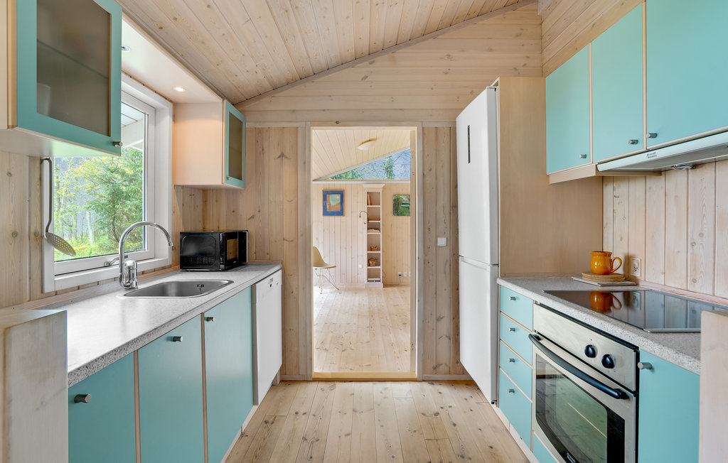 Semesterhus - Øster Hurup Strand , Danmark - D61017 17