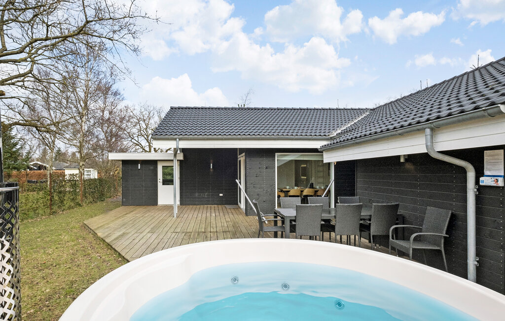 Feriehus - Øster Hurup , Danmark - D62424 2