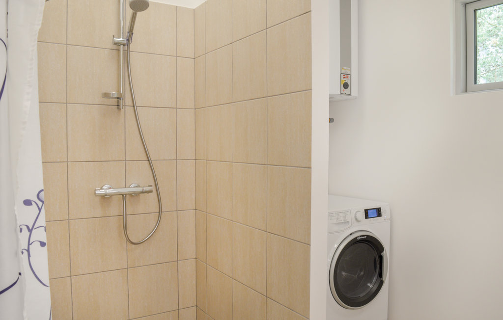 Semesterhus - Helberskov Strand , Danmark - D6333 14