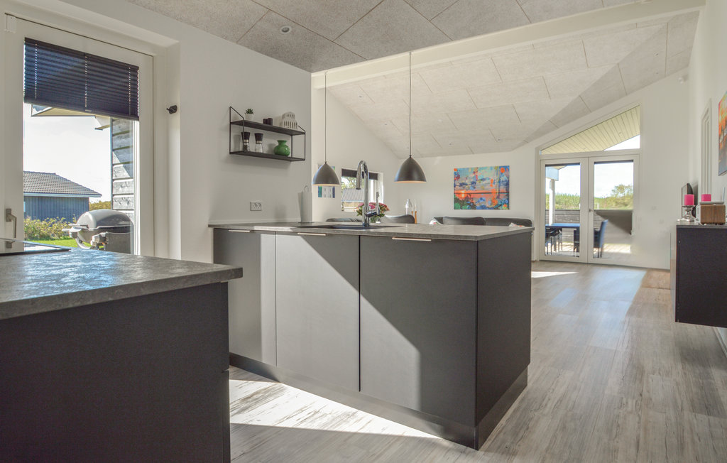 Feriehuse - Øster Hurup Strand , Danmark - D6447 3