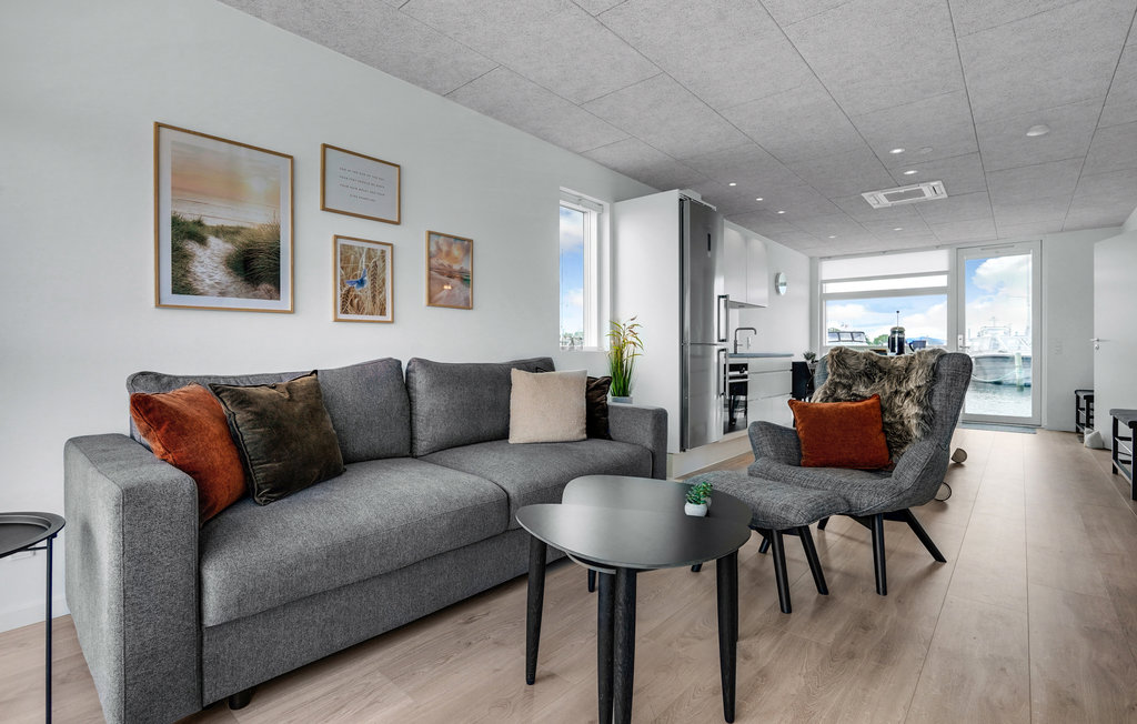 Husbåd - Grenå Strand , Danmark - D70112 4