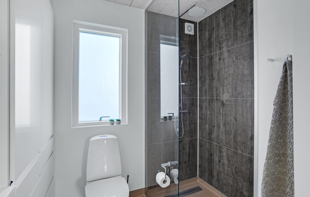 Husbåd - Grenå Strand , Danmark - D70112 24