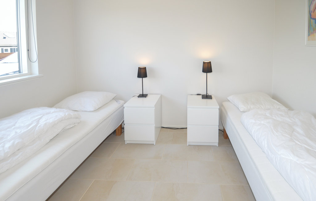 Feriehuse - Nr. Lyngby Strand , Danmark - D7115 19