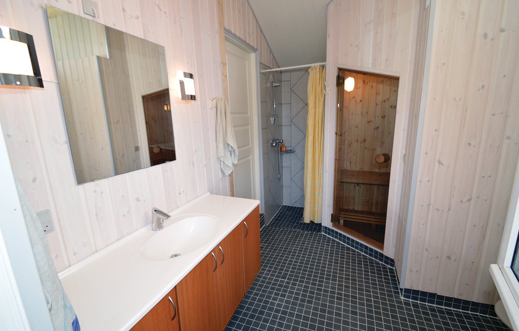 Feriehuse - Nr. Lyngby Strand , Danmark - D7109 18