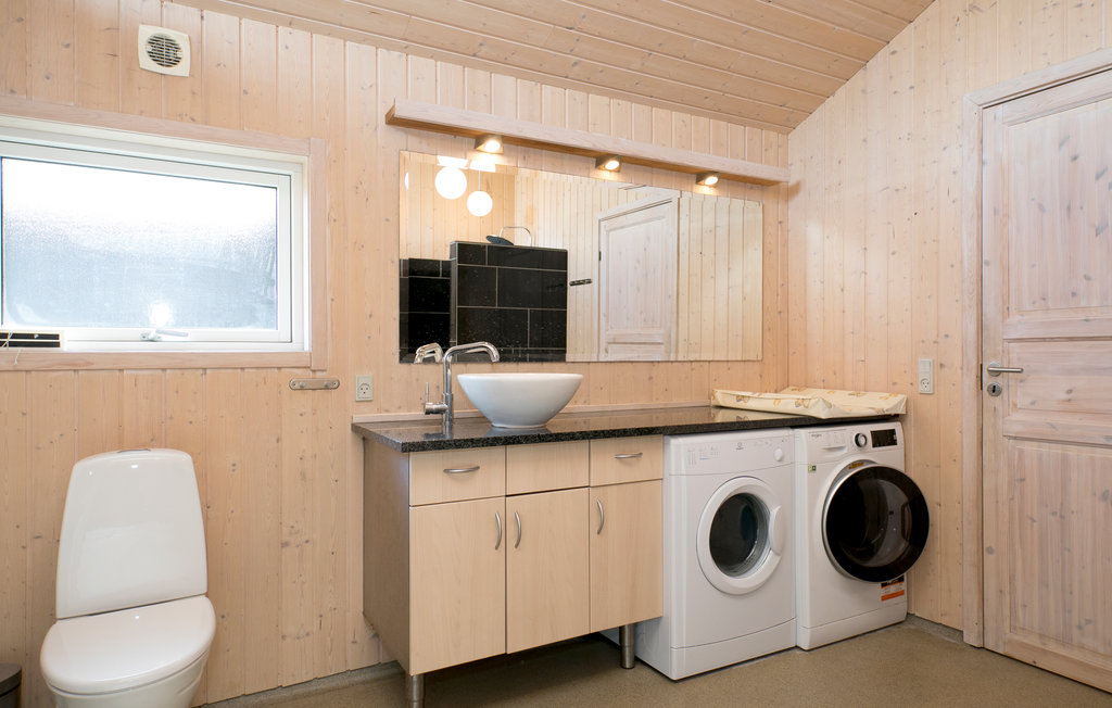 Semesterhus - Nr. Lyngby Strand , Danmark - D7128 21