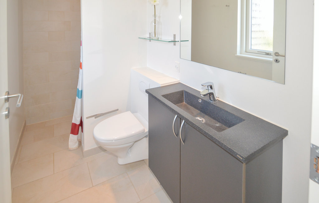 Feriehuse - Nr. Lyngby Strand , Danmark - D7115 22