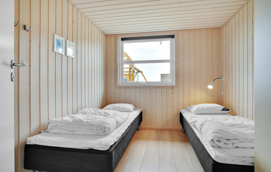 Feriehuse - Nr. Lyngby Strand , Danmark - D7250 22