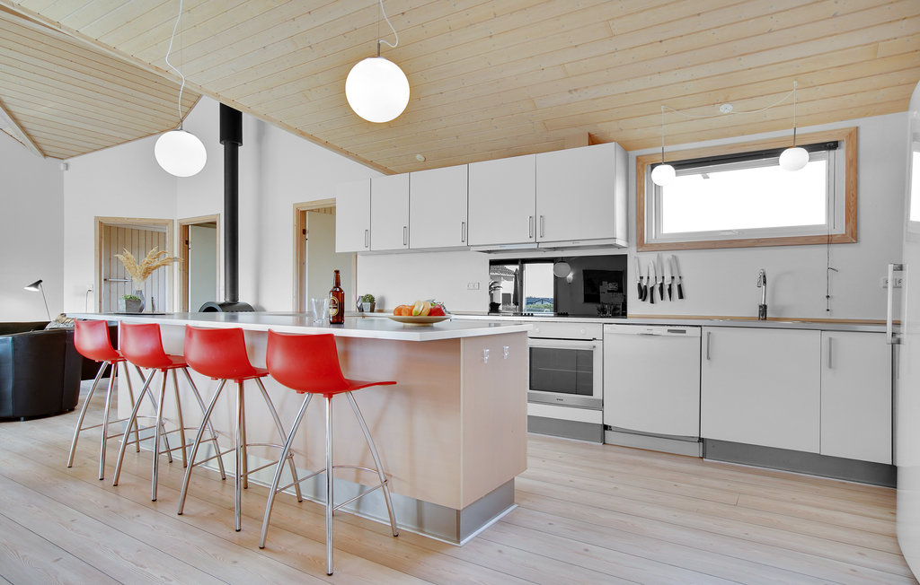 Feriehuse - Nr. Lyngby Strand , Danmark - D7250 7