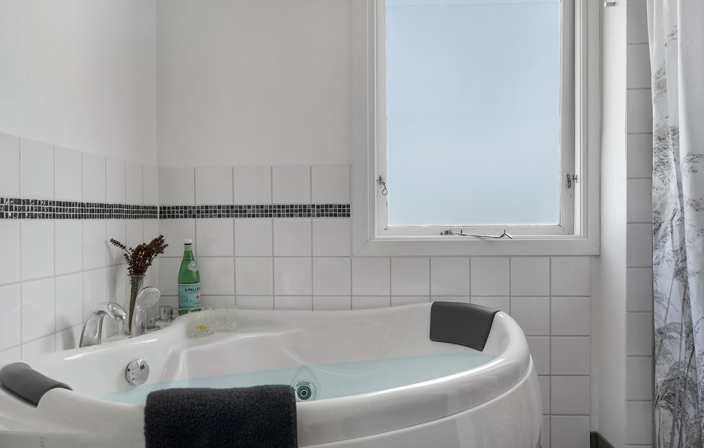 Feriehuse - Nr. Lyngby Strand , Danmark - D7350 22