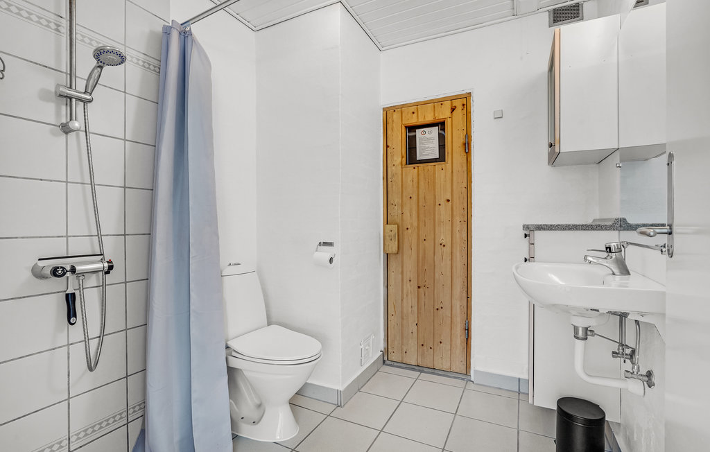 Semesterhus - Fjellerup , Danmark - D74200 23