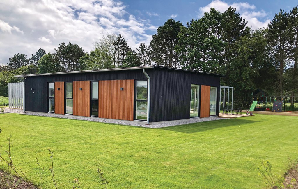 Feriehus - Fjellerup , Danmark - D74330 1