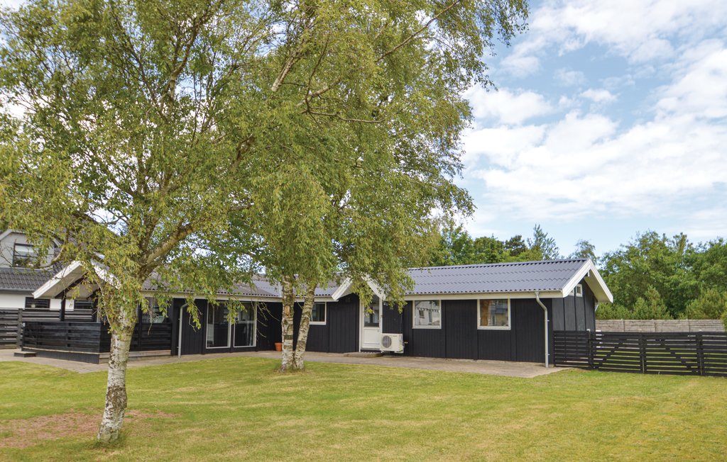 Feriehuse - Blokhus , Danmark - D7557 9
