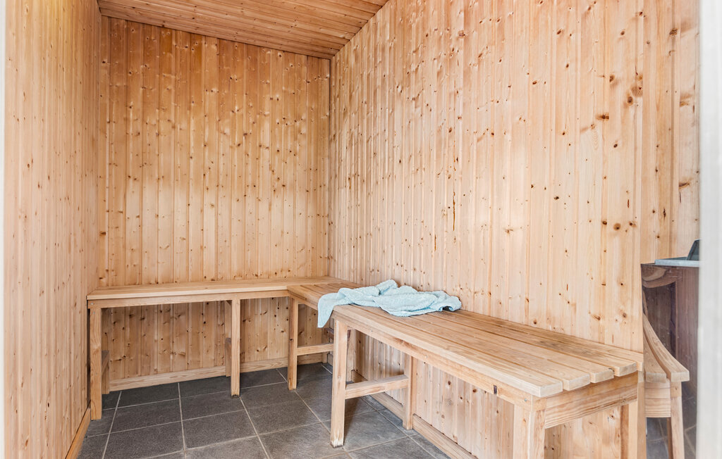 Feriehus - Nr. Lyngby Strand , Danmark - D7640 8