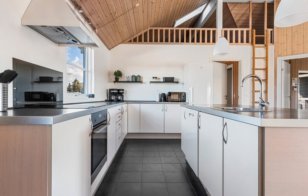 Feriehus - Nr. Lyngby Strand , Danmark - D7640 6